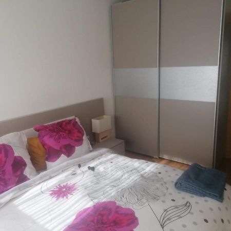 Apartamento Praga Vitoria-Gasteiz Kültér fotó