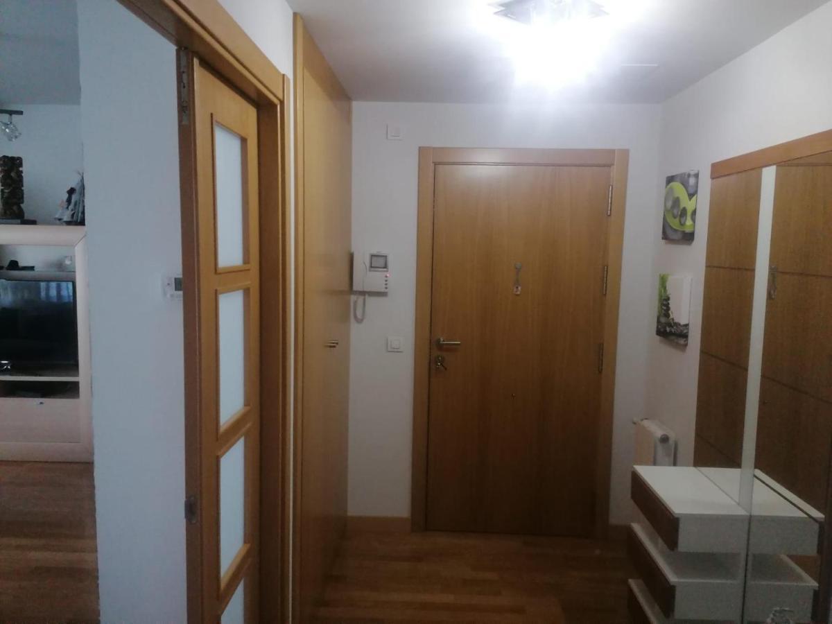 Apartamento Praga Vitoria-Gasteiz Kültér fotó