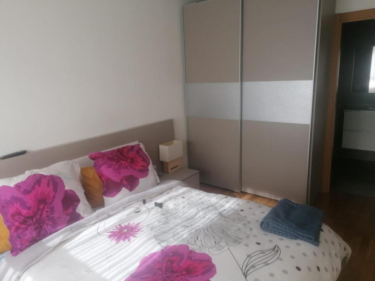 Apartamento Praga Vitoria-Gasteiz Kültér fotó