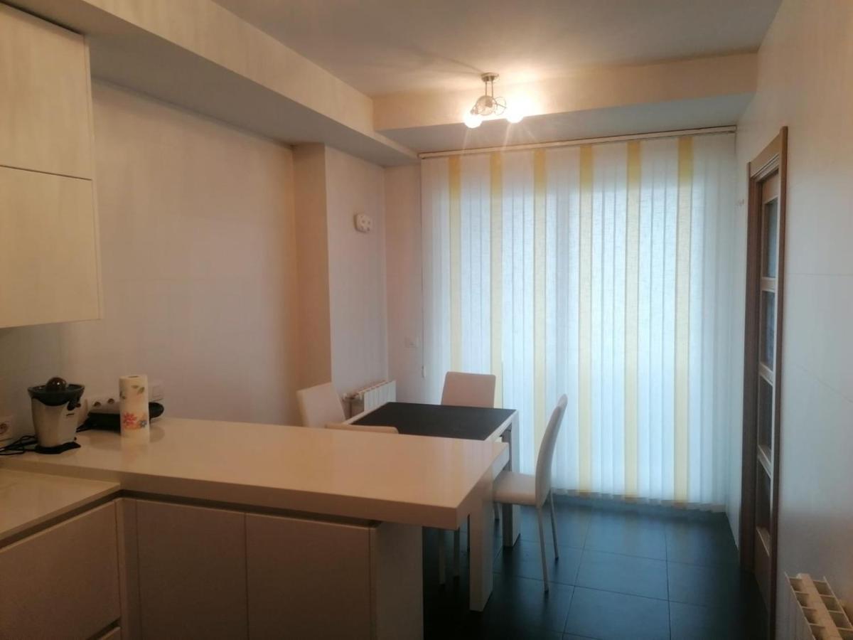 Apartamento Praga Vitoria-Gasteiz Kültér fotó